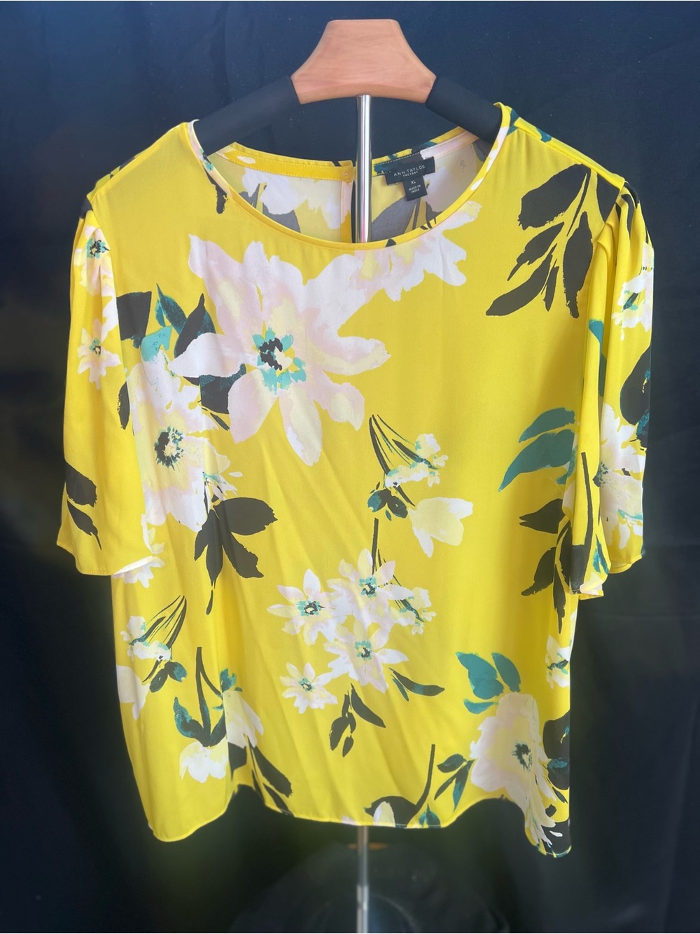 Ann Taylor Factory Yellow Floral Short Sleeve Blouse